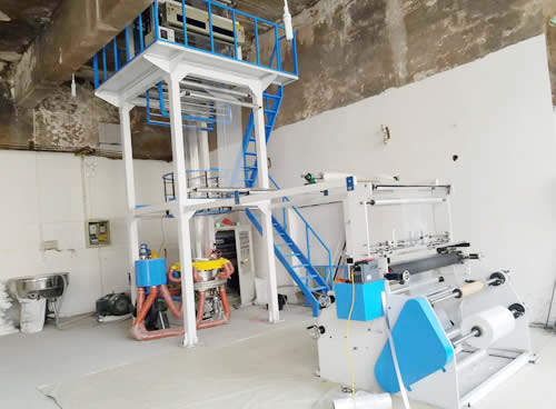 Two-layer and three-layer co-extrusion rotary head film blowing machine